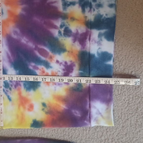 90 Degree By Reflex Handmade Tie-Dye Sweatshirt - Picture 5 of 13